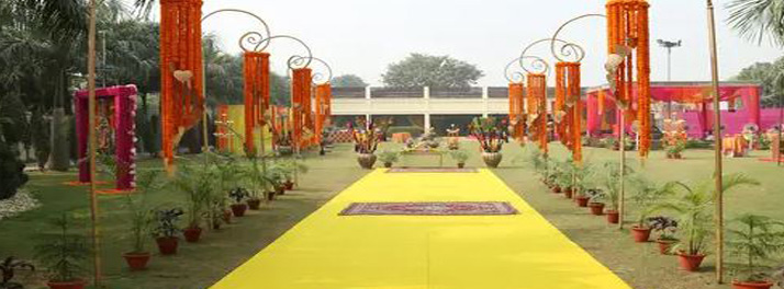 Chhatarpur Central by Fern N Petals-01.jpg